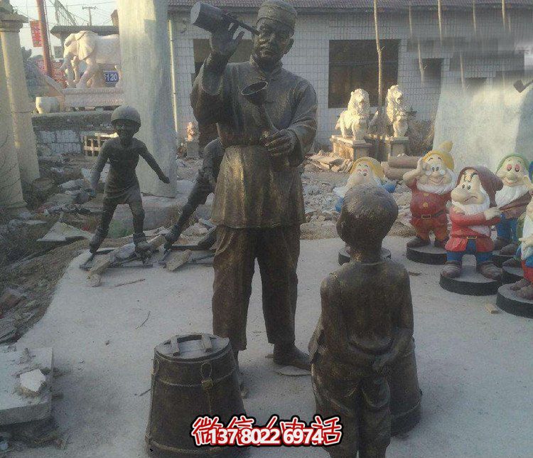 中國傳統(tǒng)酒文化雕塑——寧靜庭院中的精美銅雕人物