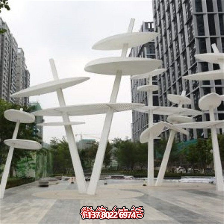 精美不銹鋼雕塑，點(diǎn)綴大型房地產(chǎn)廣場(chǎng)城市園林景觀
