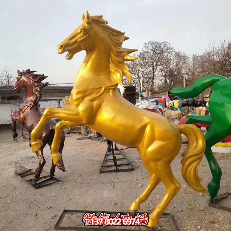 園林進(jìn)去玻璃鋼仿真馬